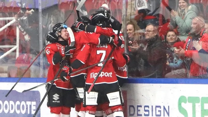 Photo hockey Tipsport Liga : Les locaux assurent - Tipsport Liga Photo hockey Tipsport Liga : Les locaux assurent - Tipsport Liga