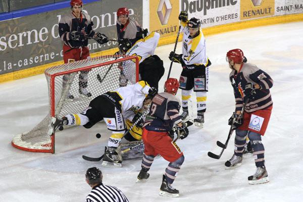 Photo hockey U22 : choc au sommet - Hockey Mineur Photo hockey U22 : choc au sommet - Hockey Mineur