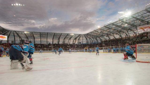 Photo hockey Un Winter Game  Lyon fin 2016 ! - Ligue Magnus : Lyon (Les Lions)