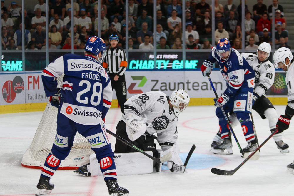 Photo hockey album Fiala's Friends Charity Game