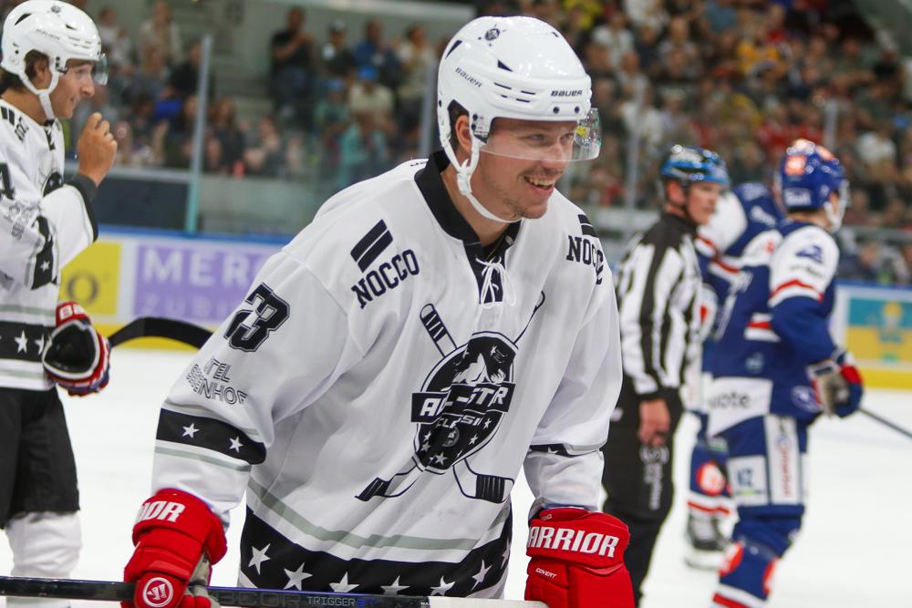 Photo hockey album Fiala's Friends Charity Game