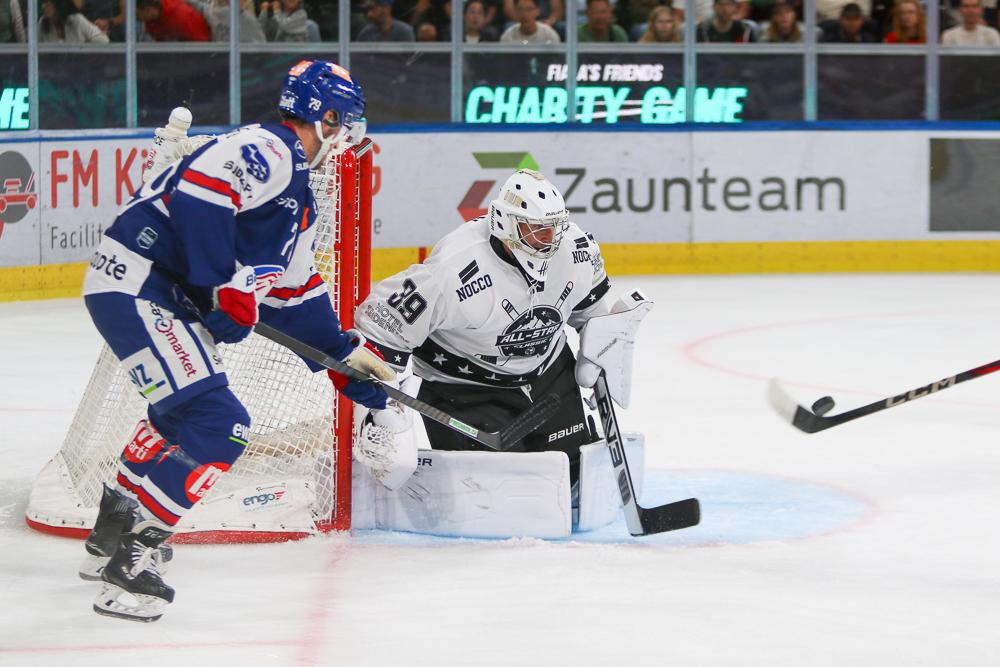 Photo hockey album Fiala's Friends Charity Game