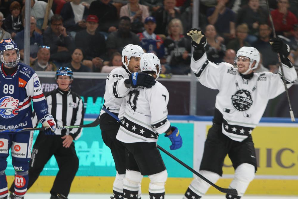 Photo hockey album Fiala's Friends Charity Game