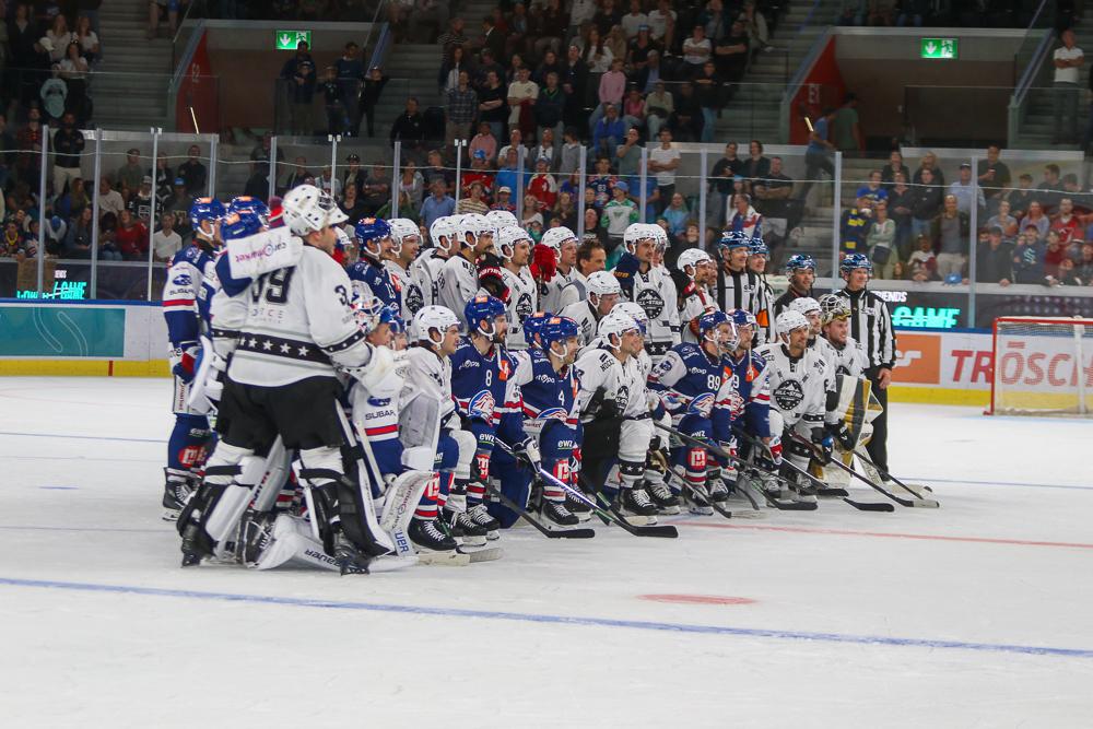 Photo hockey album Fiala's Friends Charity Game