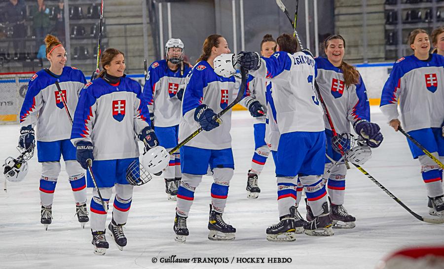 Photo hockey match Austria - Slovakia