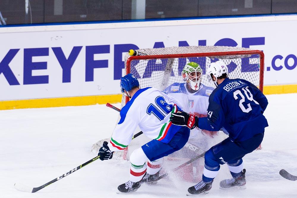 Photo hockey match France - Italy