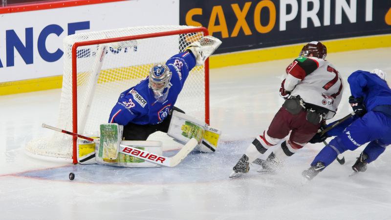 Photo hockey match France - Latvia