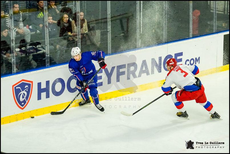 Photo hockey match France - Russia