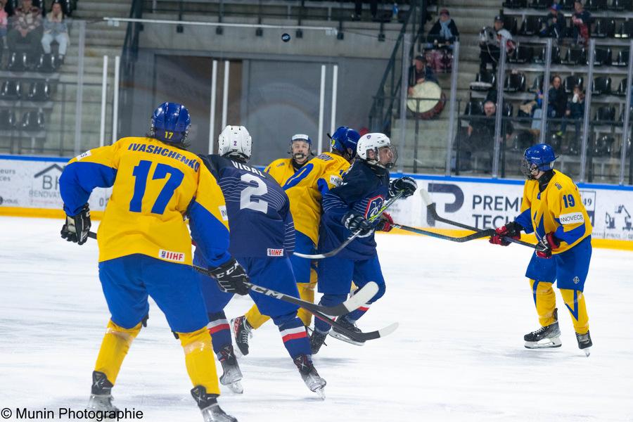 Photo hockey match France - Ukraine