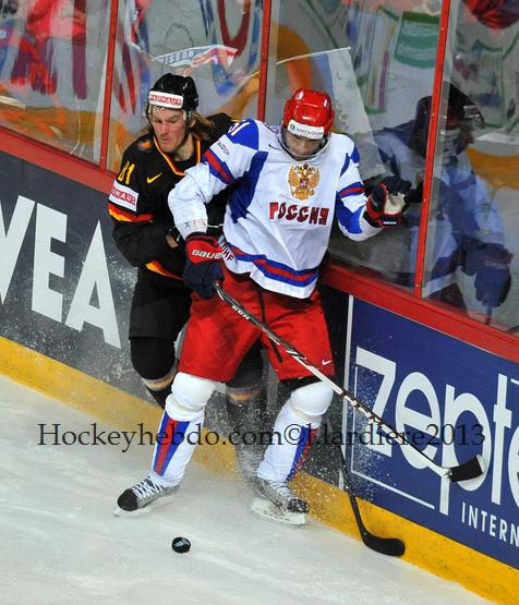 Photo hockey match Germany - Russia