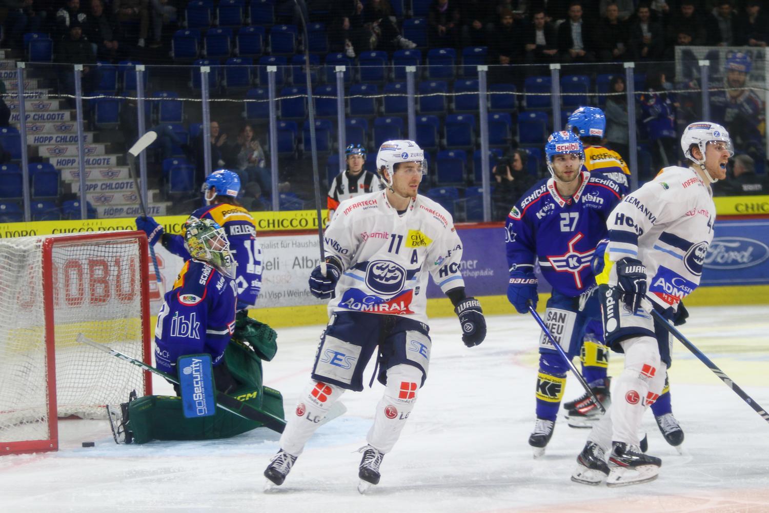 Photo hockey match Kloten - Ambr-Piotta
