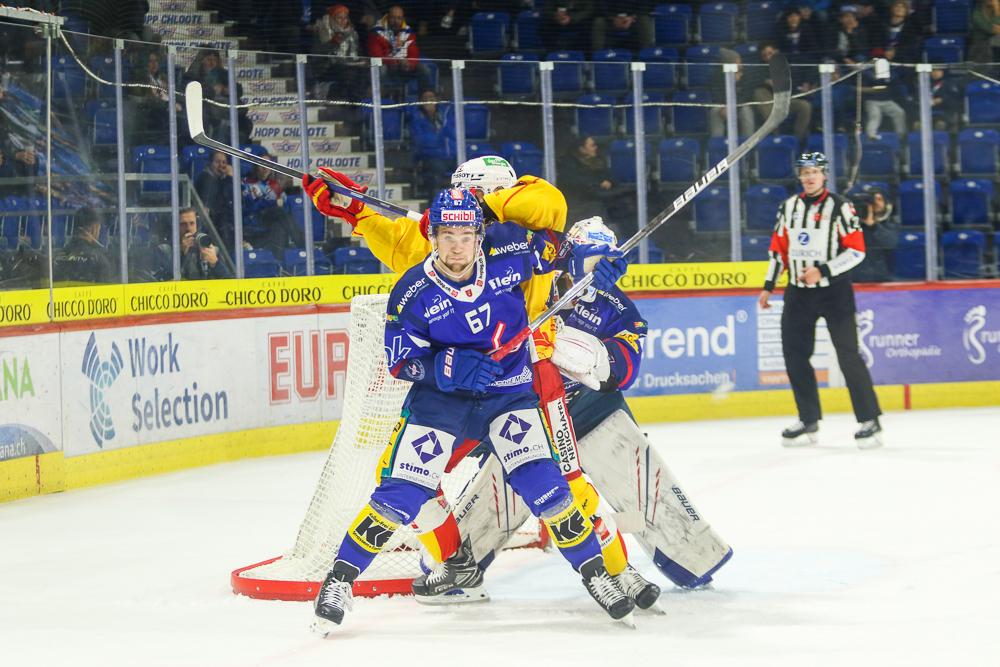 Photo hockey match Kloten - Bienne