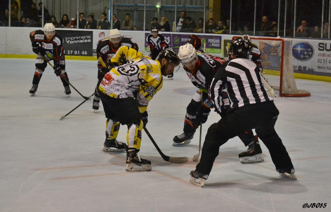 Photo hockey match La Roche-sur-Yon - Chambry
