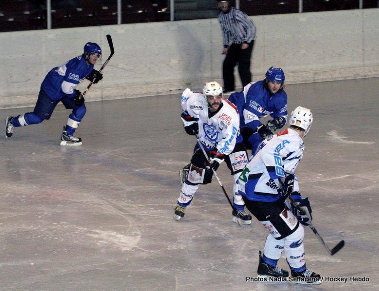 Photo hockey match Paris (FV) - Courchevel-Mribel-Pralognan