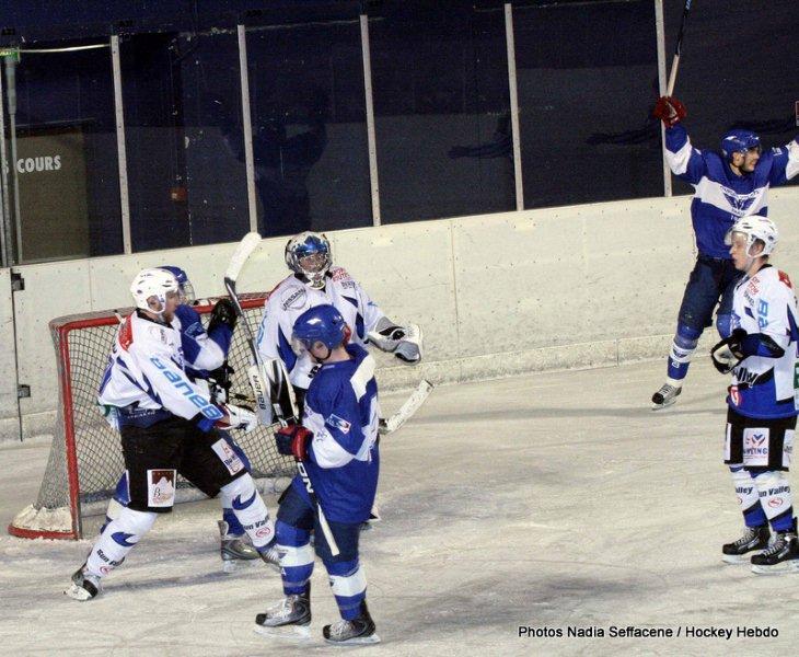 Photo hockey match Paris (FV) - Courchevel-Mribel-Pralognan