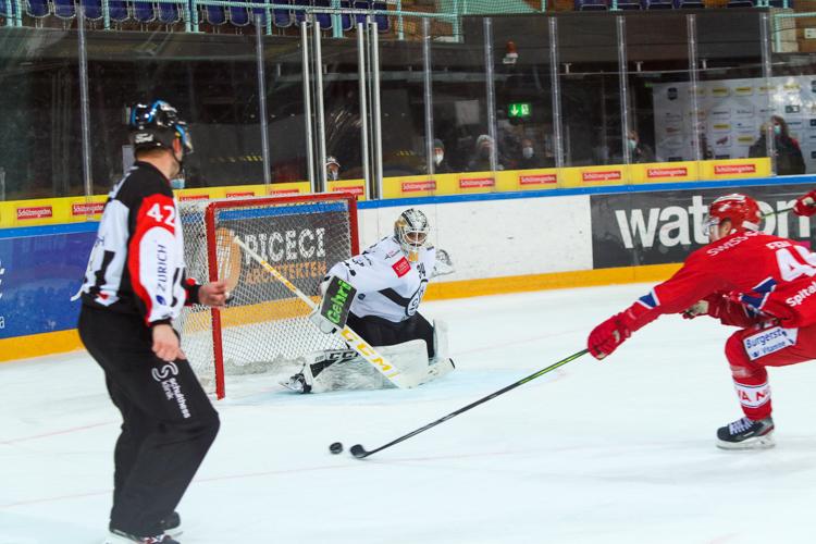 Photo hockey match Rapperswil-Jona - Lugano