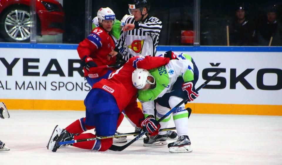 Photo hockey match Slovenia - Norway