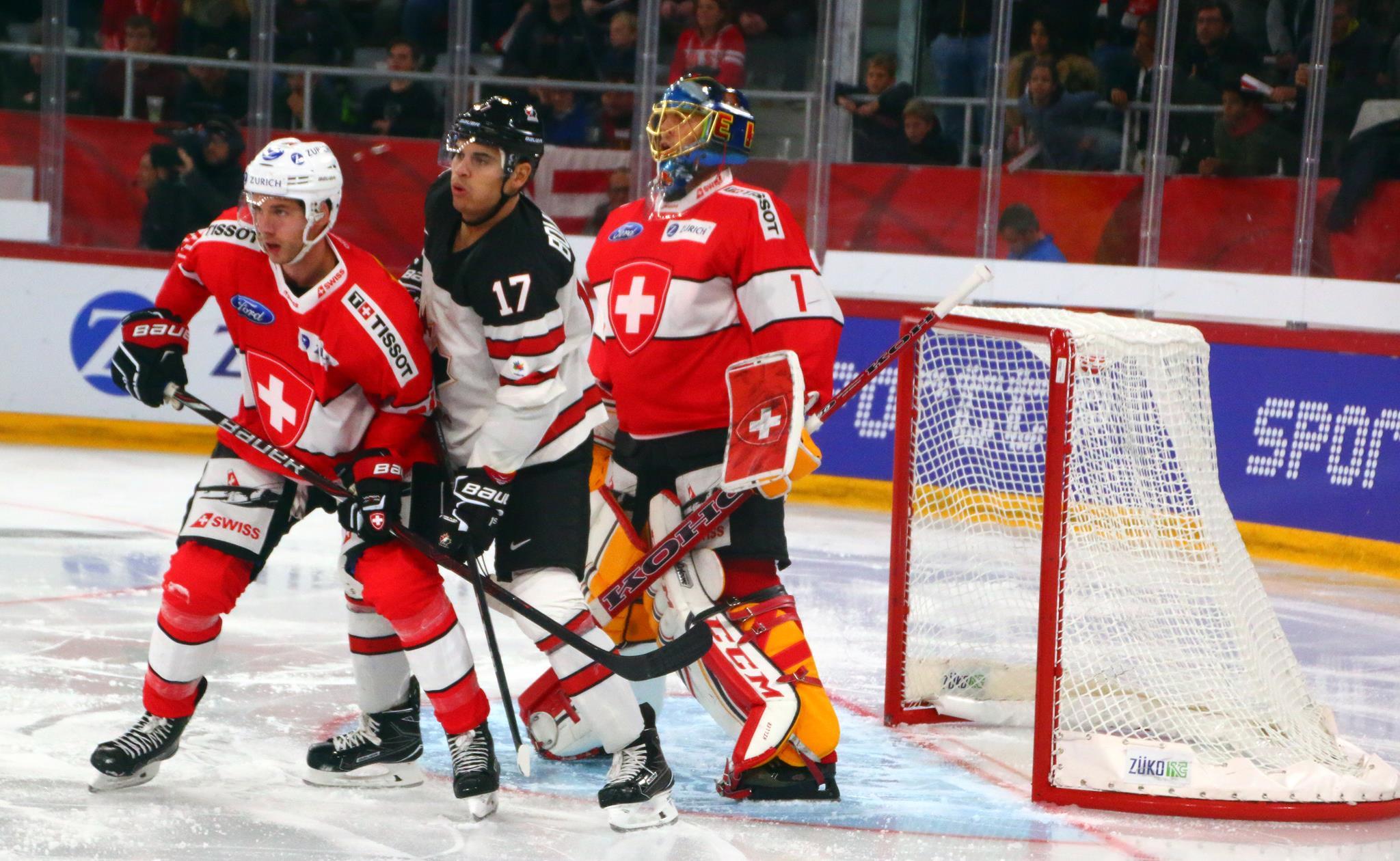Photo hockey match Switzerland - Canada