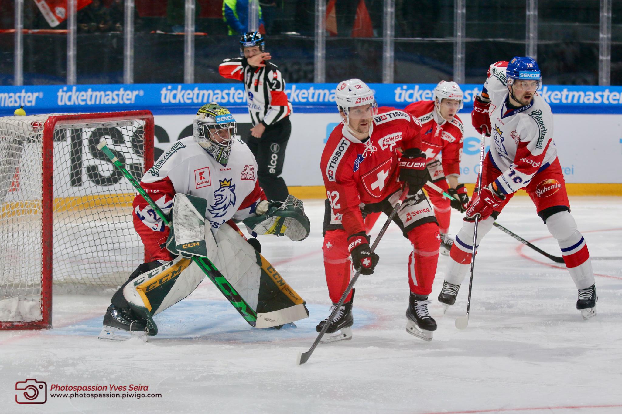 Photo hockey match Switzerland - Czech Republic