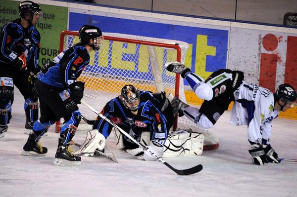 Photo hockey match Tours  - Compigne
