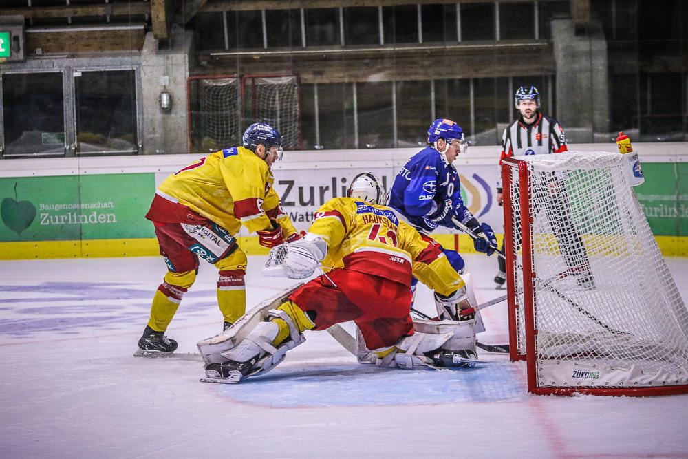 Photo hockey match Zürich - Düsseldorf