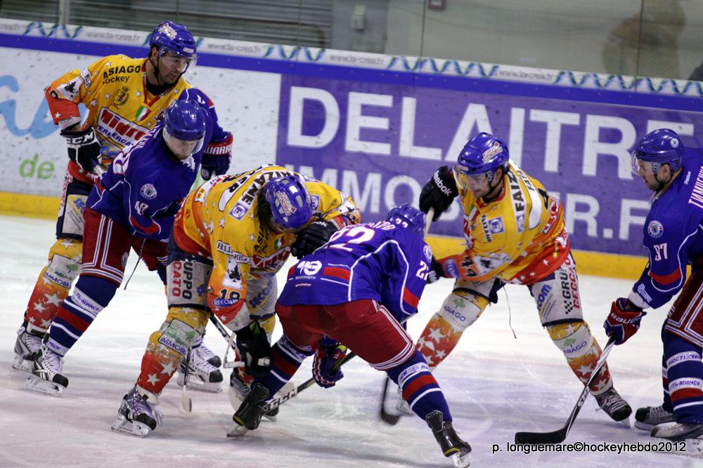 Photo hockey reportage Asiago et le ralisme de Minsk. 