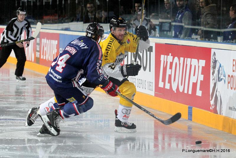 Photo hockey reportage CDF 16 Pascal