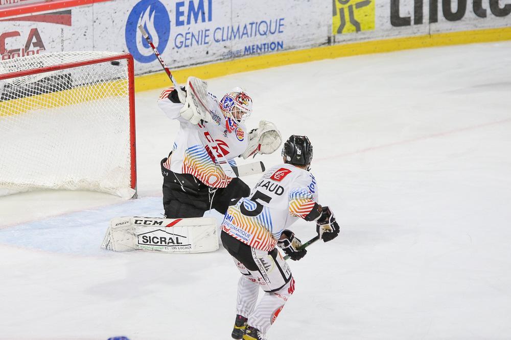 Photo hockey reportage CONTI CUP - Amiens a loup la dernire marche