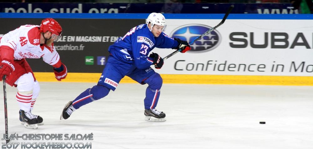 Photo hockey reportage Efficace Dfensive Fluide  