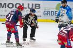 Photo hockey reportage Grenoble reprend par un match amical