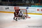 Photo hockey reportage Le peuple force le coffre-fort genevois