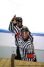 Photo hockey reportage Les arbitres en folie...