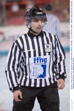 Photo hockey reportage Les arbitres en folie...