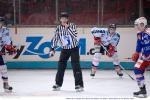 Photo hockey reportage Les arbitres en folie...