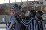 Photo hockey reportage Les arbitres en folie...