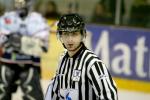 Photo hockey reportage Les arbitres en folie...