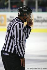Photo hockey reportage Les arbitres en folie...