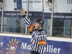 Photo hockey reportage Les arbitres en folie...