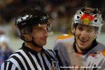 Photo hockey reportage Les arbitres en folie...