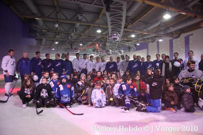 Photo hockey reportage les bleus s'chauffent!