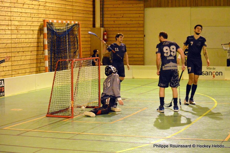 Photo hockey reportage Les Dragons font frire les Rascasses