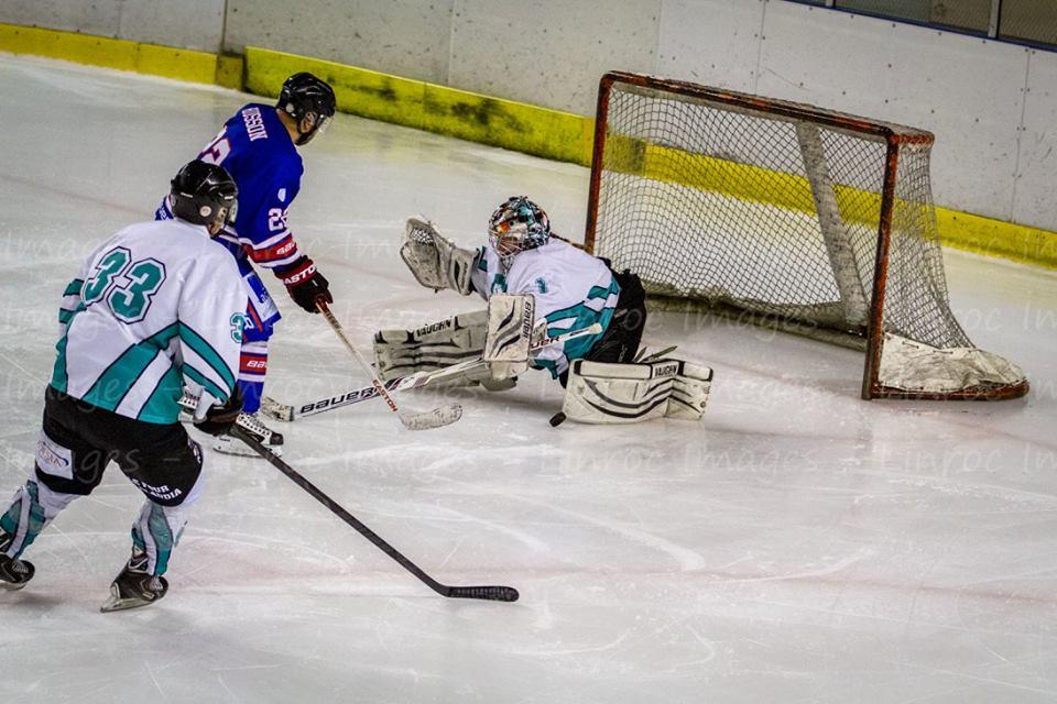 Photo hockey reportage Les Forces de l'ordre : Sentinelles