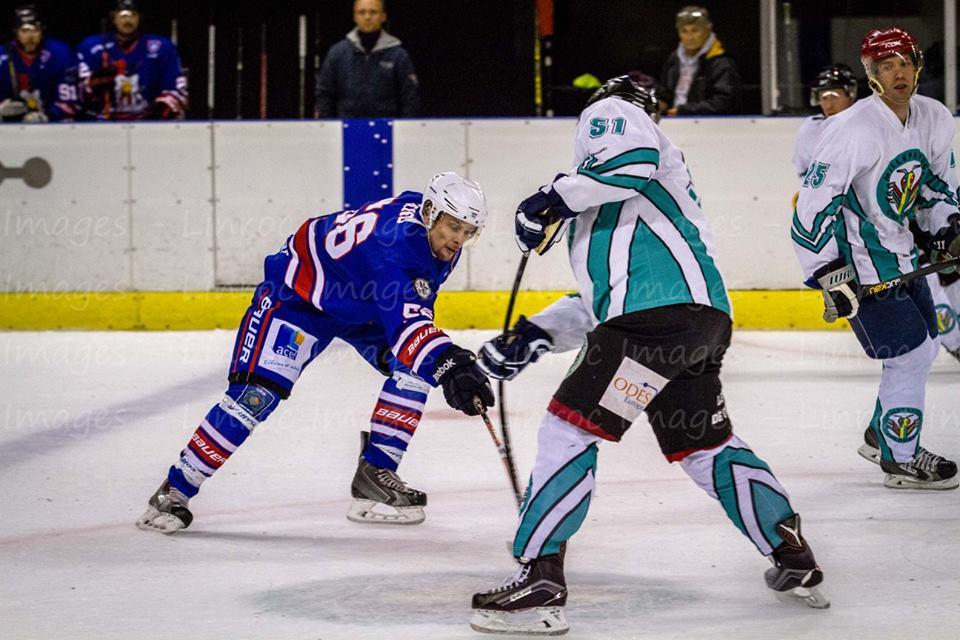 Photo hockey reportage Les Forces de l'ordre : Sentinelles