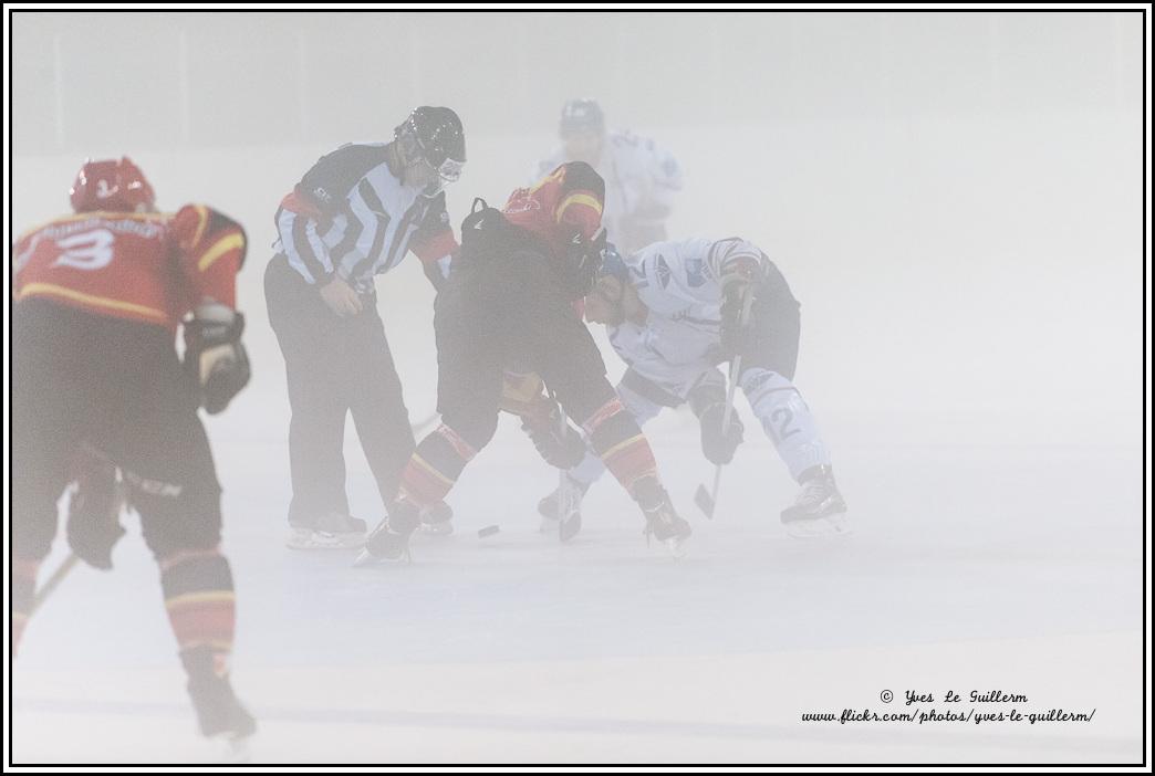 Photo hockey reportage Meudon et les Volants dans le brouillard