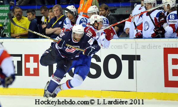 Photo hockey reportage Mondial 11: Les Etats-Unis passent