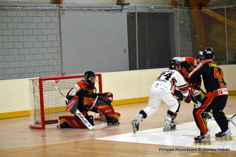 Photo hockey reportage N1 : Le leader fait sa loi