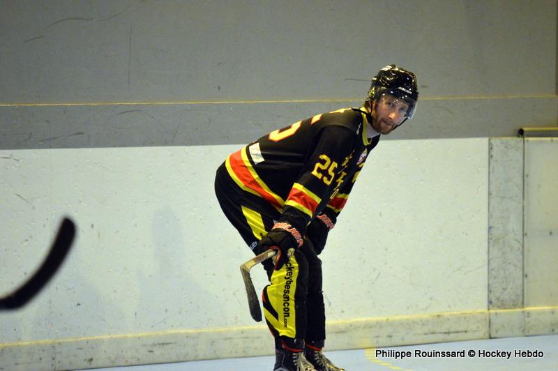 Photo hockey reportage N1 : Le leader se fait peur