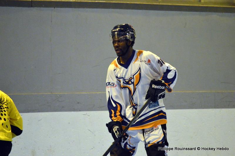 Photo hockey reportage N1 : Le leader se fait peur