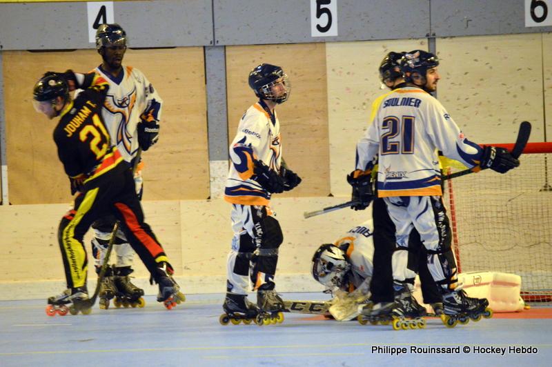 Photo hockey reportage N1 : Le leader se fait peur