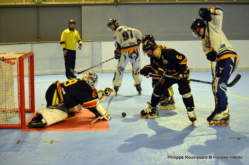 Photo hockey reportage N1 : Le leader se fait peur